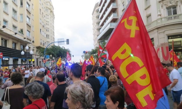 Manifestació a Alacant en Solidaritat amb el Poble de Catalunya i pel Dret a L’Autodeterminació