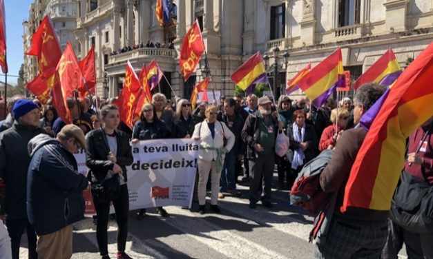 Manifestación en lucha por la pensiones en Valencia