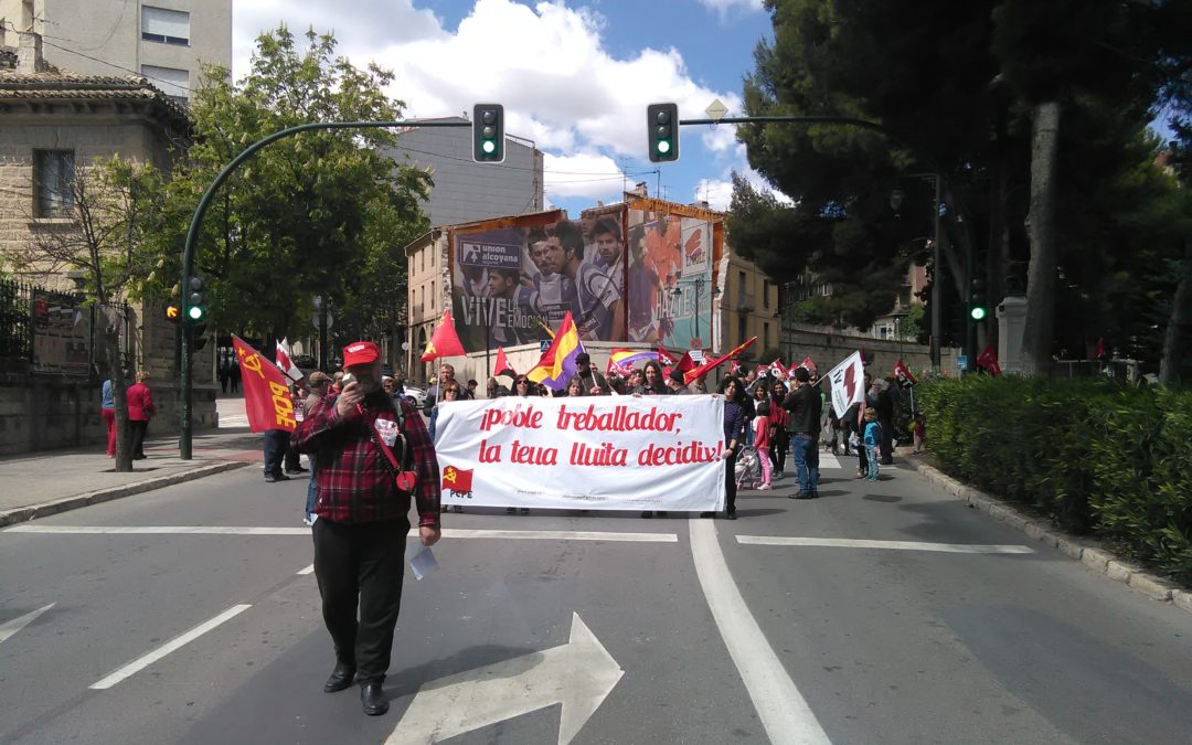 Presencia combativa del PCPE en la manifestación del 1º de Mayo en Alcoi