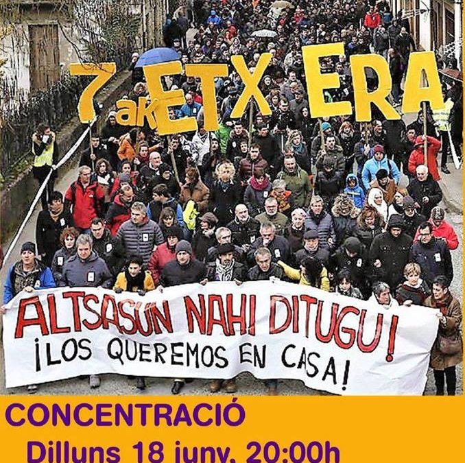 Concentración en Alicante en solidaridad con los jóvenes de Altsasu