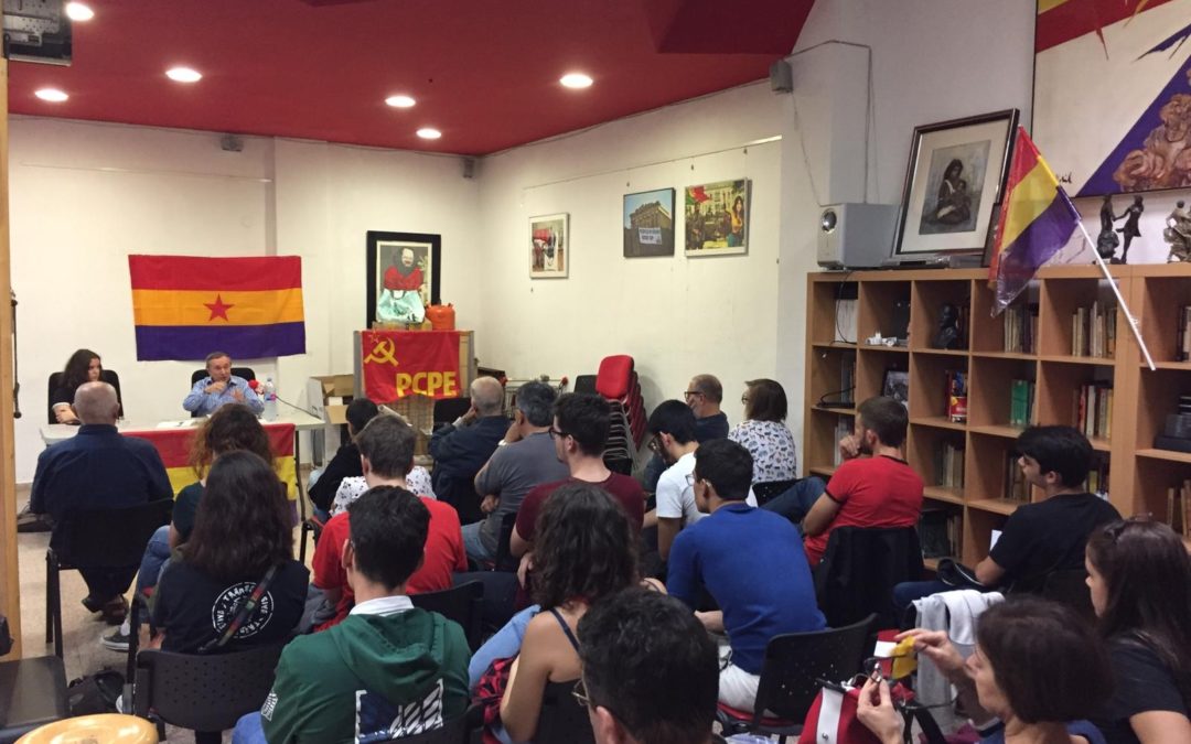 Crónica de la charla «Mitos y mentiras sobre la Transición» en Alacant