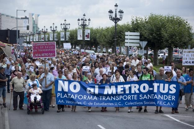 El final del Metrotus, gran victoria del movimiento vecinal de Santander