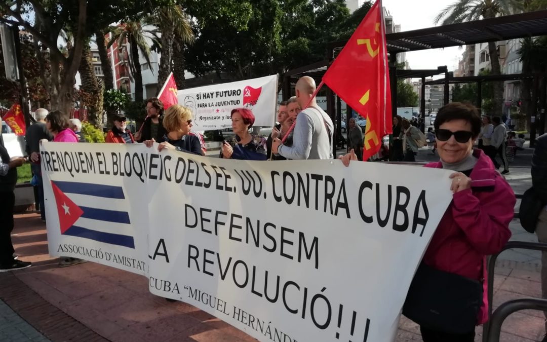 Crónica de la concentración por Cuba en Elx