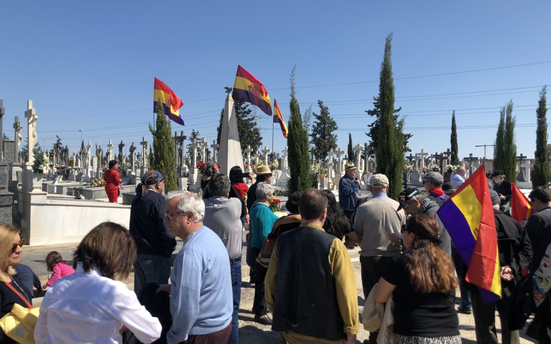 Homenaje a republicanos y brigadistas internacionales en cementerio de Espinardo
