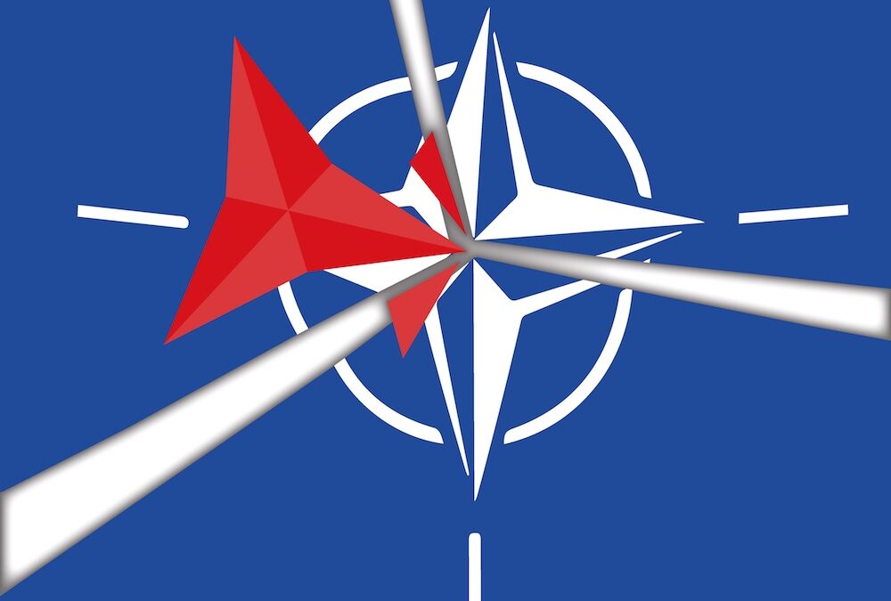 Contra la OTAN y las bases